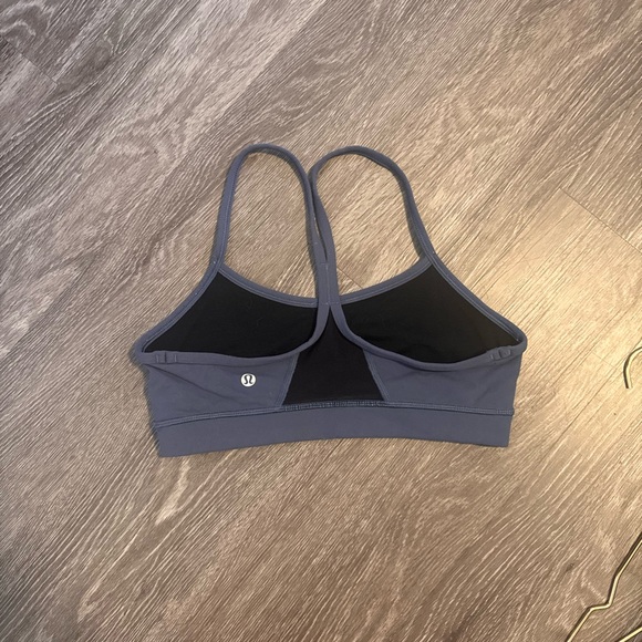 Lululemon Flow Y Bra size 6 - Picture 4 of 5